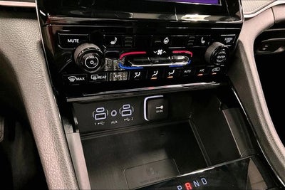 2023 Jeep Grand Cherokee L Altitude 4x4-Adaptive Cruise-Htd Seats-Remote Start