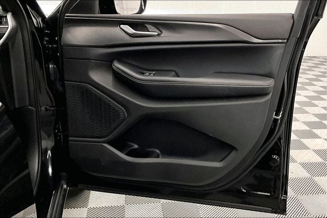 2023 Jeep Grand Cherokee L Altitude 4x4-Sunroof-Adaptive Cruise-Htd Seats