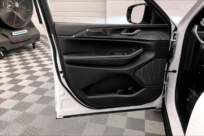 2023 Jeep Grand Cherokee L Altitude 4X4-Sunroof-Adaptive Cruise
