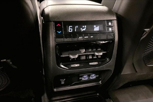 2023 Jeep Grand Cherokee L Altitude 4X4-Sunroof-Adaptive Cruise