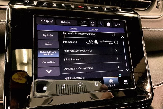 2023 Jeep Grand Cherokee L Altitude 4X4-Sunroof-Adaptive Cruise