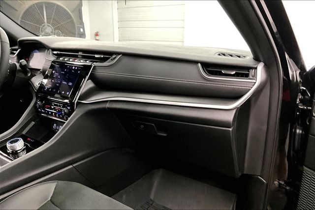 2025 Jeep Grand Cherokee L Altitude X 4x4-Sunroof-Adaptive Cruise-Htd Seats
