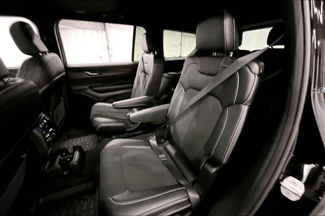 2025 Jeep Grand Cherokee L Altitude X 4x4-Sunroof-Adaptive Cruise-Htd Seats
