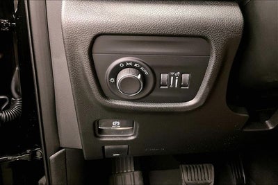 2025 Jeep Grand Cherokee L Altitude X 4x4-Sunroof-Adaptive Cruise-Htd Seats