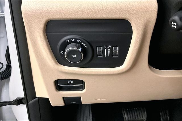 2023 Jeep Grand Cherokee L Limited 4x4-Adaptive Cruise-Htd/Cooled Seats-Remote Start