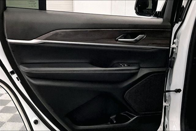 2023 Jeep Grand Cherokee L Limited 4x4-Pano Roof-Adaptive Cruise-Htd Seats