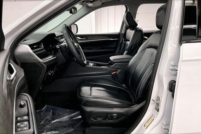2023 Jeep Grand Cherokee L Limited 4x4-Pano Roof-Adaptive Cruise-Htd Seats