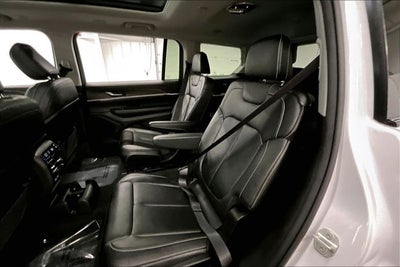 2023 Jeep Grand Cherokee L Limited 4x4-Pano Roof-Adaptive Cruise-Htd Seats