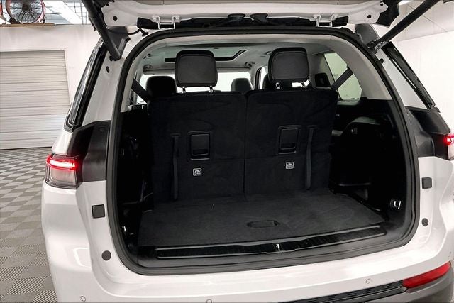 2023 Jeep Grand Cherokee L Limited 4x4-Pano Roof-Adaptive Cruise-Htd Seats