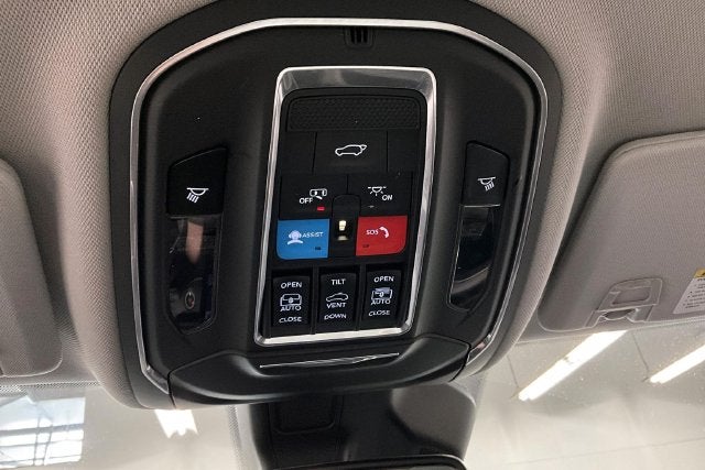 2022 Jeep Grand Cherokee L Limited 4x4-Pano Roof-Adaptive Cruise-Htd Leather