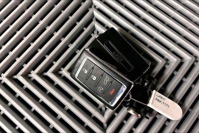 2024 Jeep Grand Cherokee L Limited 4x4 - Adaptive Cruise - Htd Seats - Remote Start