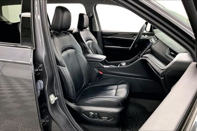 2024 Jeep Grand Cherokee L Limited 4x4 - Adaptive Cruise - Htd Seats - Remote Start