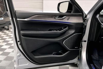 2023 Jeep Grand Cherokee L Overland 4X4-Pano Roof-3RD row