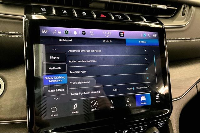2023 Jeep Grand Cherokee L Overland 4X4-Pano Roof-3RD row