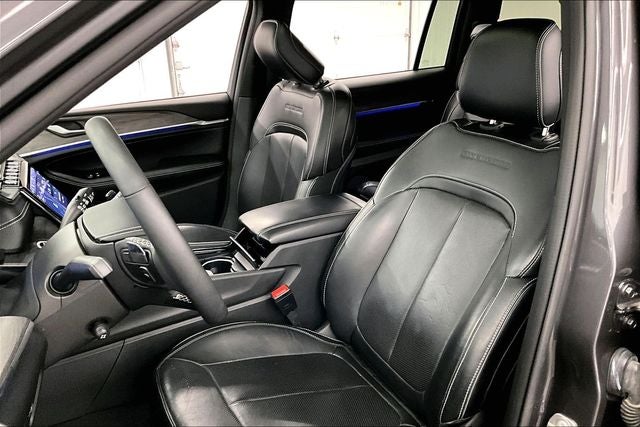 2023 Jeep Grand Cherokee L Overland 4x4-Pano Roof-Adaptive Cruise-Htd/Cooled Leather