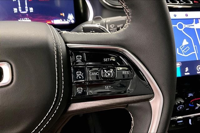 2023 Jeep Grand Cherokee L Overland 4x4-Pano Roof-Adaptive Cruise-Htd/Cooled Leather