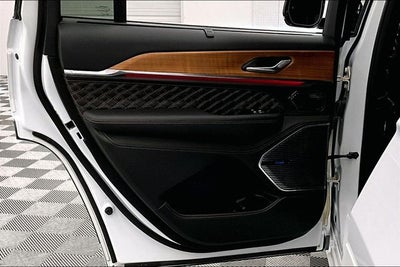 2024 Jeep Grand Cherokee L Summit