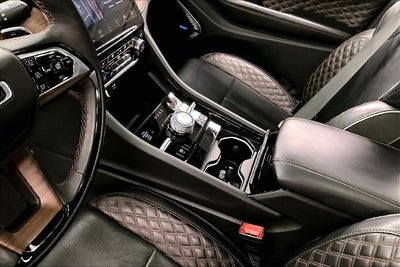 2025 Jeep Grand Cherokee L Summit 4x4-Pano Roof-Htd/Cooled Massaging Leather