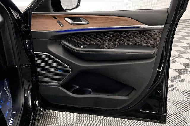 2025 Jeep Grand Cherokee L Summit 4x4-Pano Roof-Htd/Cooled Massaging Leather