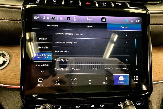 2025 Jeep Grand Cherokee L Summit 4x4-Pano Roof-Htd/Cooled Massaging Leather