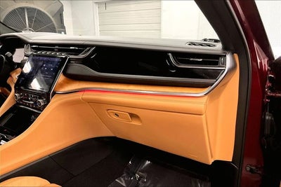 2025 Jeep Grand Cherokee L Summit 4x4-Pano Roof-Htd/Cooled Massaging Leather