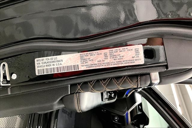 2021 Jeep Grand Cherokee L Summit 4x4 - Pano Roof - Htd/Cooled Leather - 20'' Wheels