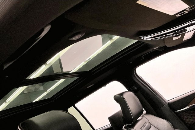 2023 Jeep Grand Cherokee L Summit 4x4-Pano Roof-Htd/Cooled Massaging Leather-DVD