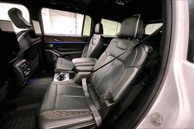 2023 Jeep Grand Cherokee L Summit 4x4-Pano Roof-Htd/Cooled Massaging Leather-DVD