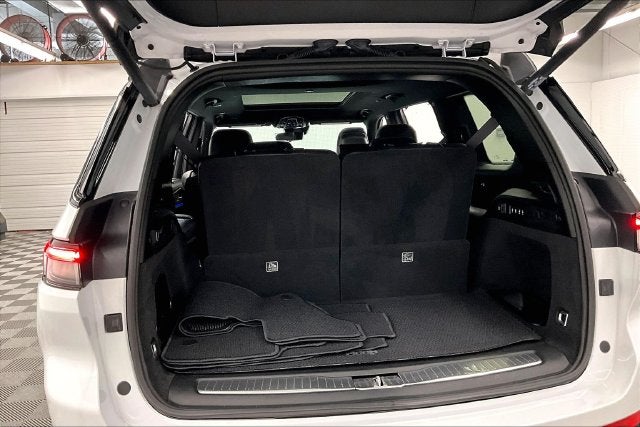 2023 Jeep Grand Cherokee L Summit 4x4-Pano Roof-Htd/Cooled Massaging Leather-DVD