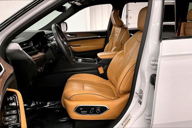 2023 Jeep Grand Cherokee L Summit