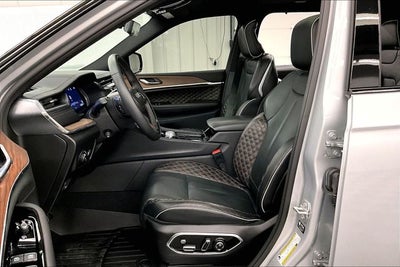 2024 Jeep Grand Cherokee L Summit 4x4 - Pano Roof - Htd/Cooled Massaging Seats