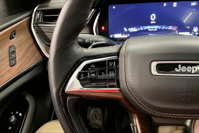 2024 Jeep Grand Cherokee L Summit 4x4 - Pano Roof - Htd/Cooled Massaging Seats