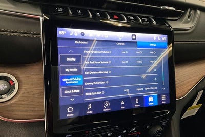 2024 Jeep Grand Cherokee L Summit 4x4 - Pano Roof - Htd/Cooled Massaging Seats