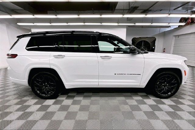 2024 Jeep Grand Cherokee L Summit 4x4-Pano Roof-Htd/Cooled Massaging Leather-21'' Wh