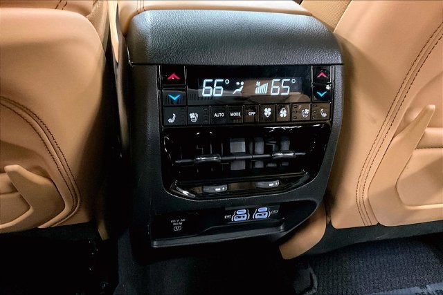 2024 Jeep Grand Cherokee L Summit 4x4-Pano Roof-Htd/Cooled Massaging Leather-21'' Wh