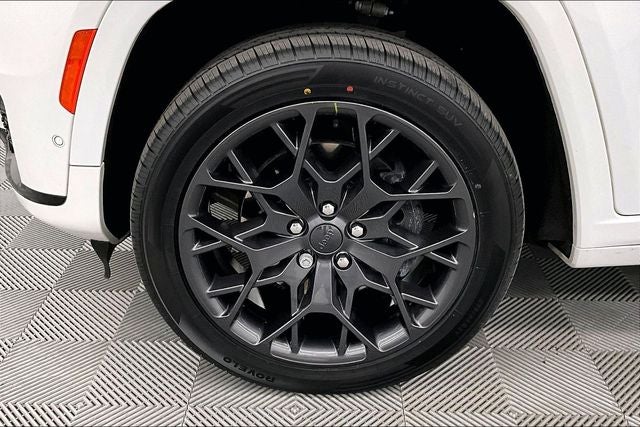 2023 Jeep Grand Cherokee L Summit 4x4 - Reserve Pkg - High Altitude Pkg