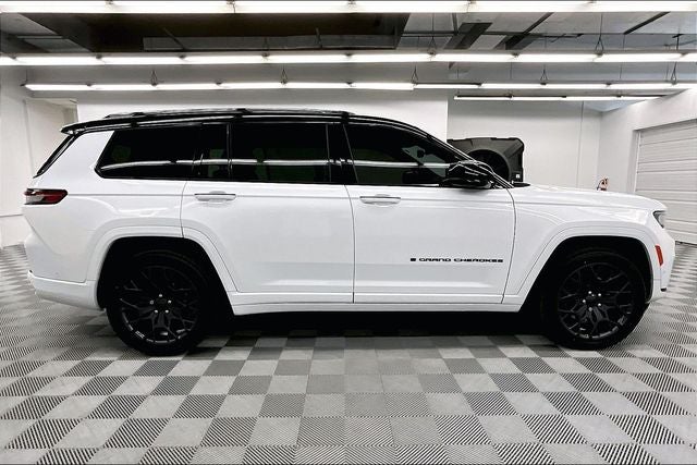 2023 Jeep Grand Cherokee L Summit 4x4 - Reserve Pkg - High Altitude Pkg