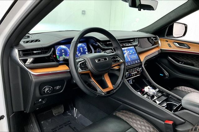 2023 Jeep Grand Cherokee L Summit 4x4 - Reserve Pkg - High Altitude Pkg