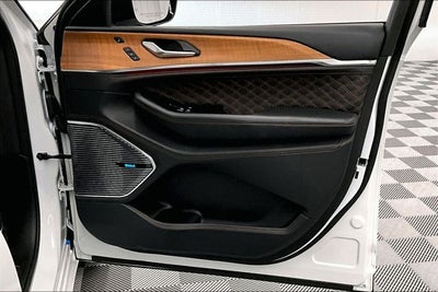 2023 Jeep Grand Cherokee L Summit 4x4 - Reserve Pkg - High Altitude Pkg