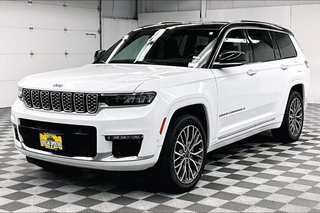 2023 Jeep Grand Cherokee L Summit 4x4 - Pano Roof - Htd/Cooled Massaging Leather