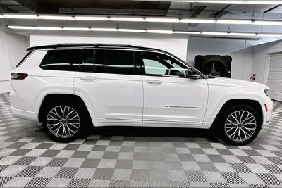 2023 Jeep Grand Cherokee L Summit 4x4 - Pano Roof - Htd/Cooled Massaging Leather