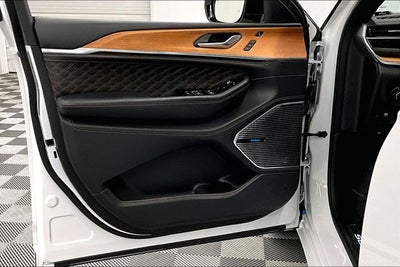 2023 Jeep Grand Cherokee L Summit 4x4 - Pano Roof - Htd/Cooled Massaging Leather