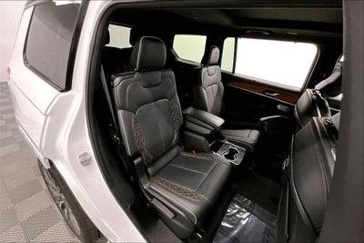2023 Jeep Grand Cherokee L Summit 4x4 - Pano Roof - Htd/Cooled Massaging Leather