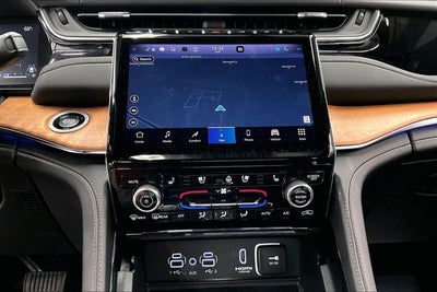 2023 Jeep Grand Cherokee L Summit 4x4 - Pano Roof - Htd/Cooled Massaging Leather