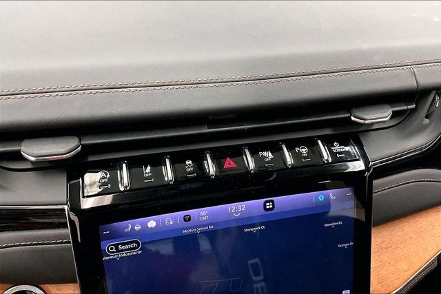 2023 Jeep Grand Cherokee L Summit 4x4 - Pano Roof - Htd/Cooled Massaging Leather