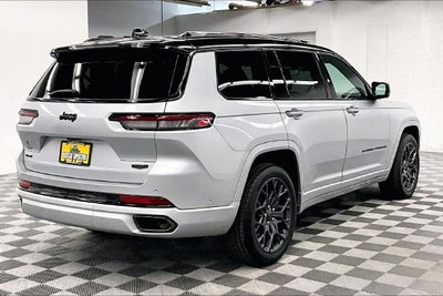 2025 Jeep Grand Cherokee L Summit 4X4-Sunroof-Navigation