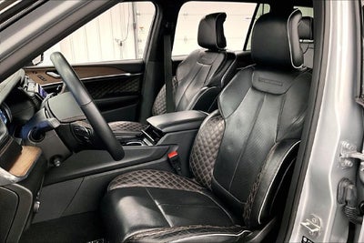 2025 Jeep Grand Cherokee L Summit 4X4-Sunroof-Navigation