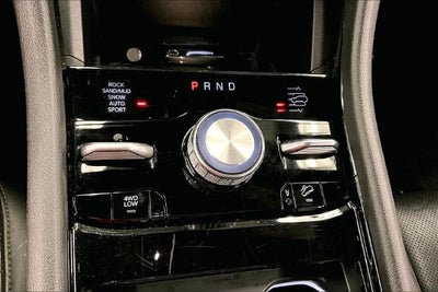 2025 Jeep Grand Cherokee L Summit 4X4-Sunroof-Navigation