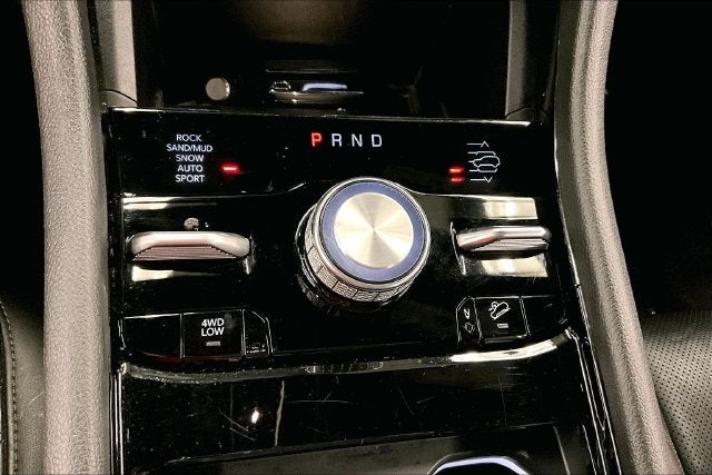 2025 Jeep Grand Cherokee L Summit 4X4-Sunroof-Navigation