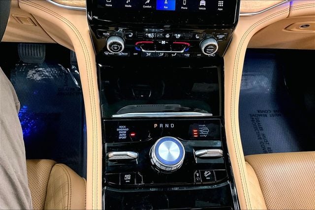 2023 Jeep Grand Cherokee L Summit 4x4 - Reserve Pkg - Htd/Cooled Massaging Seats